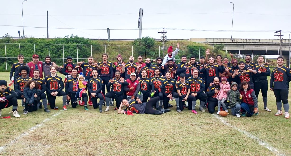 Strong Bears, o time de futebol americano de Carapicuíba