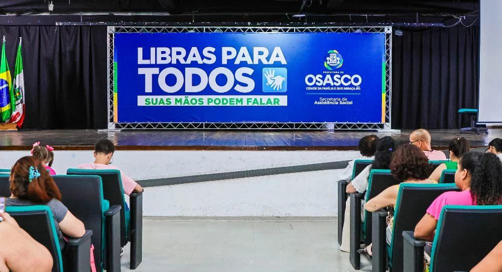 Assistência Social realiza aula inaugural e formatura do Projeto Libras para Todos
