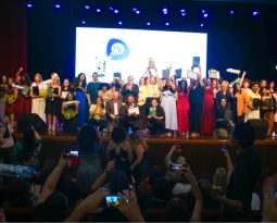 Secretaria de Educação entrega prêmio do concurso Professor Inovador 2025