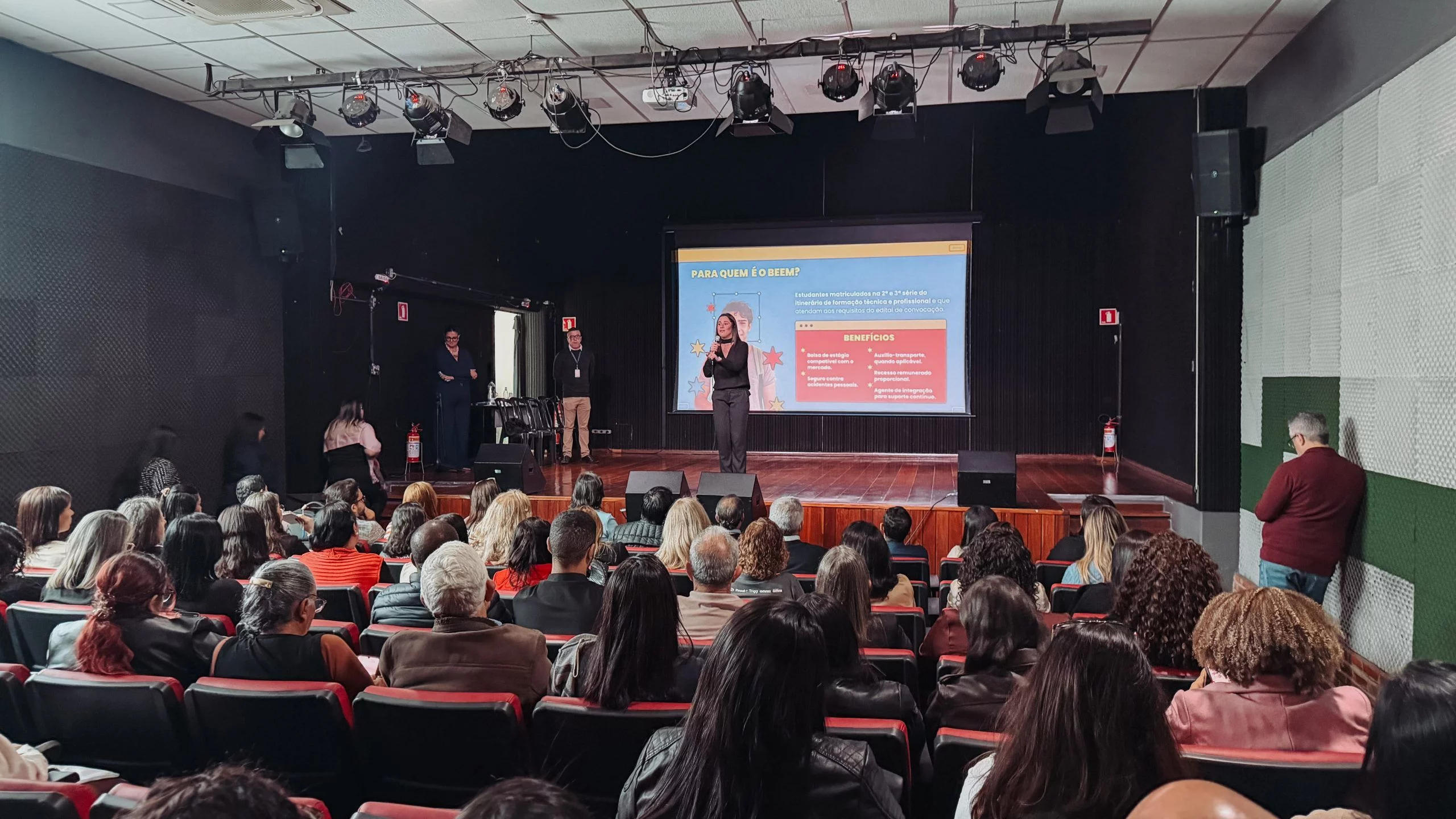 Alunos do ensino médio técnico de Osasco  podem aderir a programa Bolsa Estágio