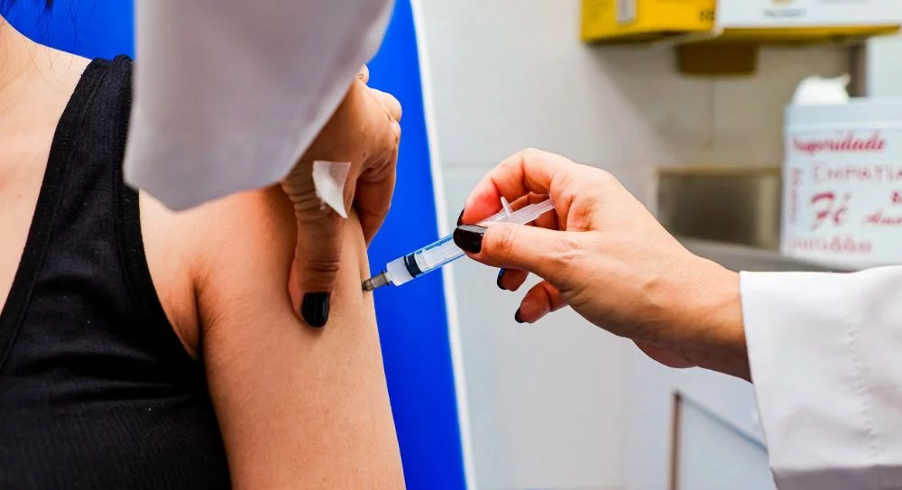 Campanha de Vacinação contra a Gripe está em todas as UBSs e CAIs de Osasco