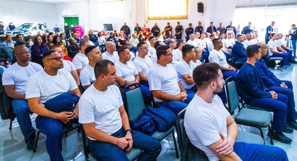 Prefeitura de Osasco empossa 52 novos agentes da Guarda Civil Municipal