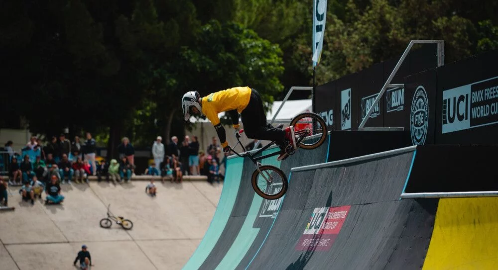 Atleta representa Osasco na Copa do Mundo de BMX Freestyle na França