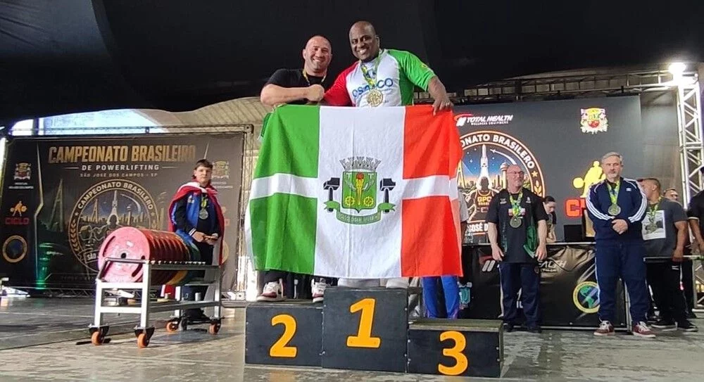 Atletas de Osasco garantem títulos no Brasileiro e vagas no Pan-Americano de Powerlifting