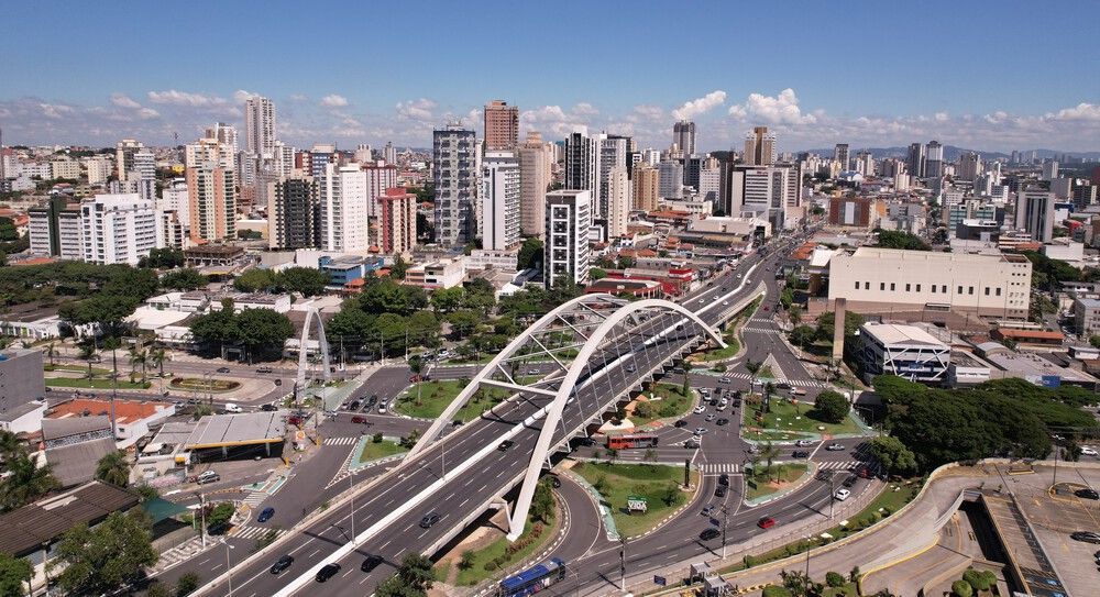 Osasco lidera abertura de vagas com 94 mil contratações