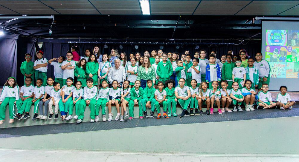 Projeto “Ver e Viver” entrega 77 óculos para alunos da rede municipal de Osasco