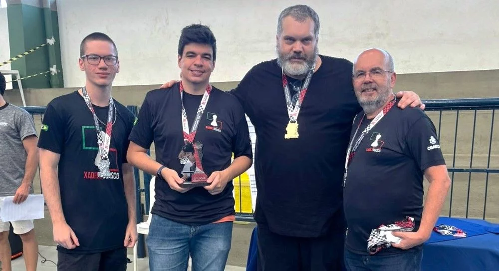 Delegação de Xadrez de Osasco fica com vice-campeonatos no Paulista Interclubes